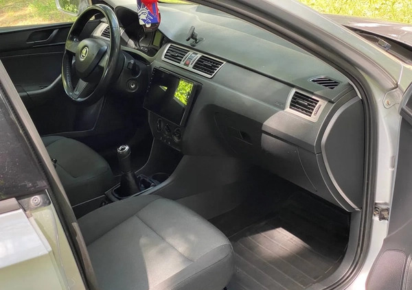Skoda RAPID cena 11499 przebieg: 430000, rok produkcji 2014 z Warszawa małe 137